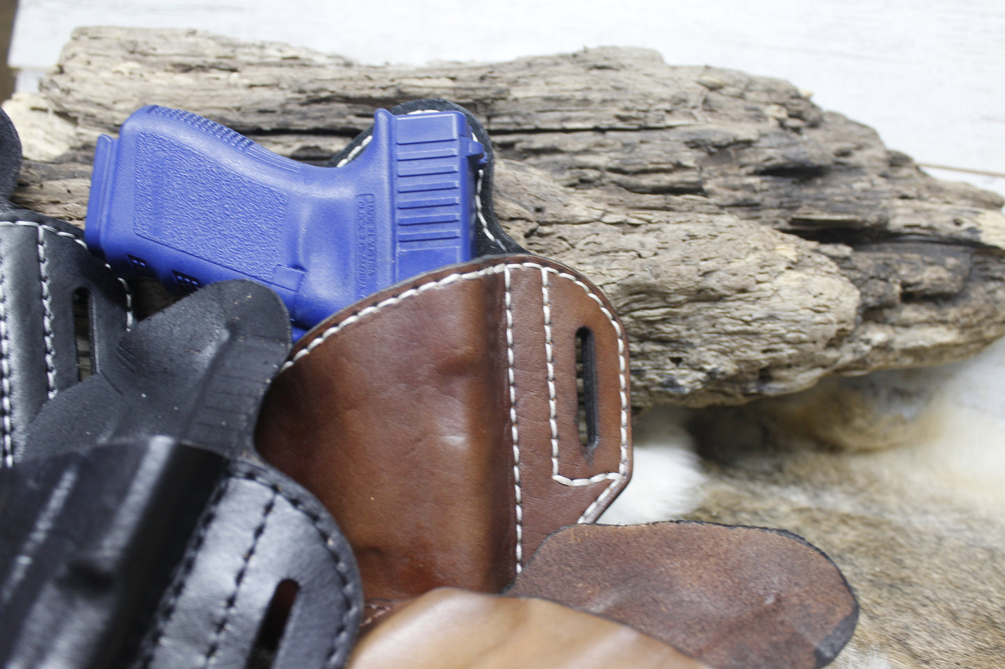 Leather Holster Pattern for Glock 19.  Make your own leather Holster for your Glock 19. - Hoffmann Leather Works