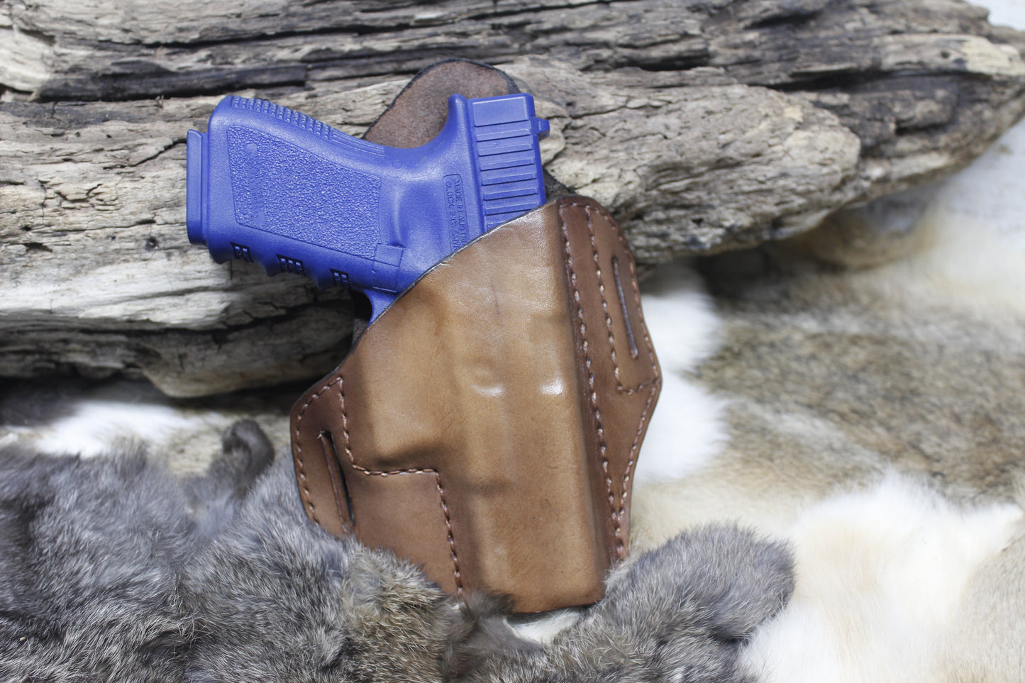 Leather Holster Pattern for Glock 19.  Make your own leather Holster for your Glock 19. - Hoffmann Leather Works